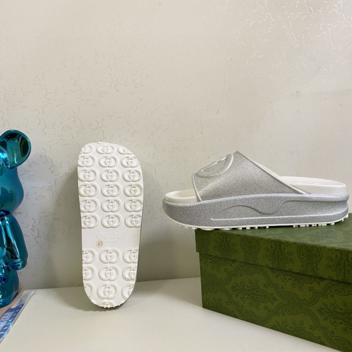 guc sandal