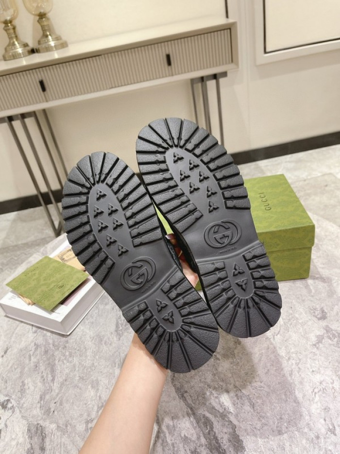 guc sandal