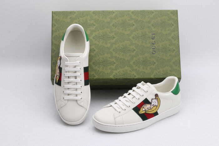 gi ace embroidered low-top sneaker