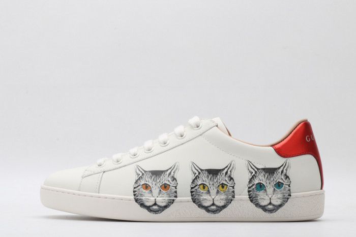 gi ace embroidered low-top sneaker