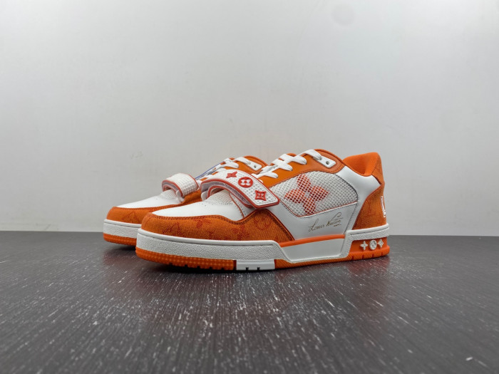 lovt sneaker
