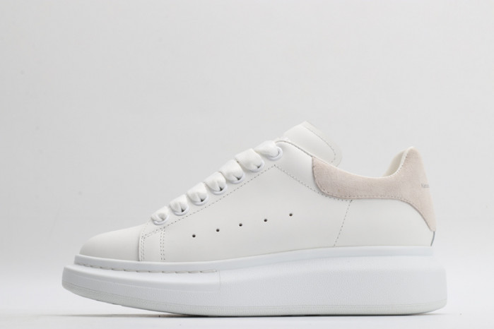 alex mcqu sneakers