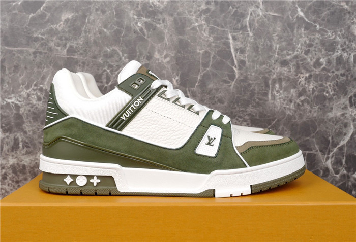 lovt sneaker