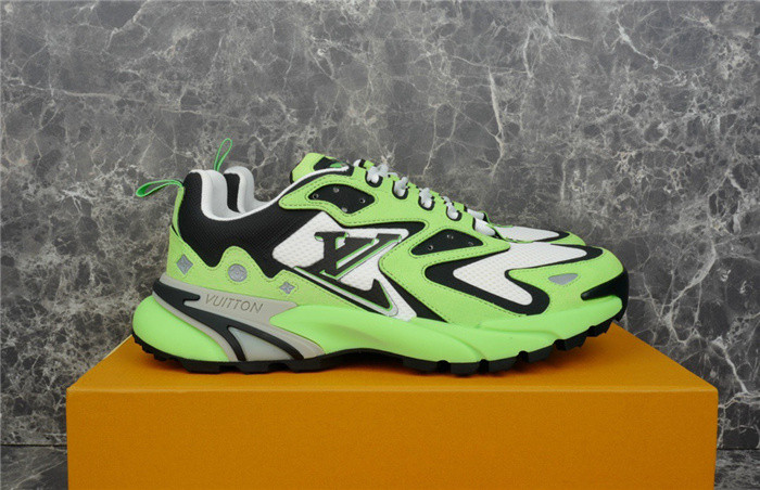lovt sneaker