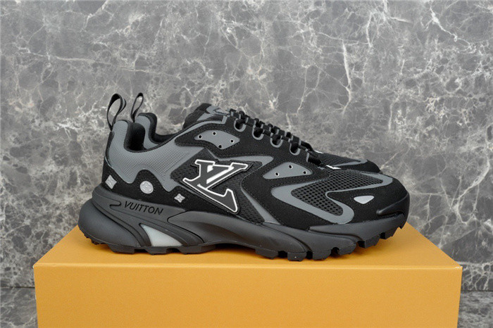 lovt sneaker