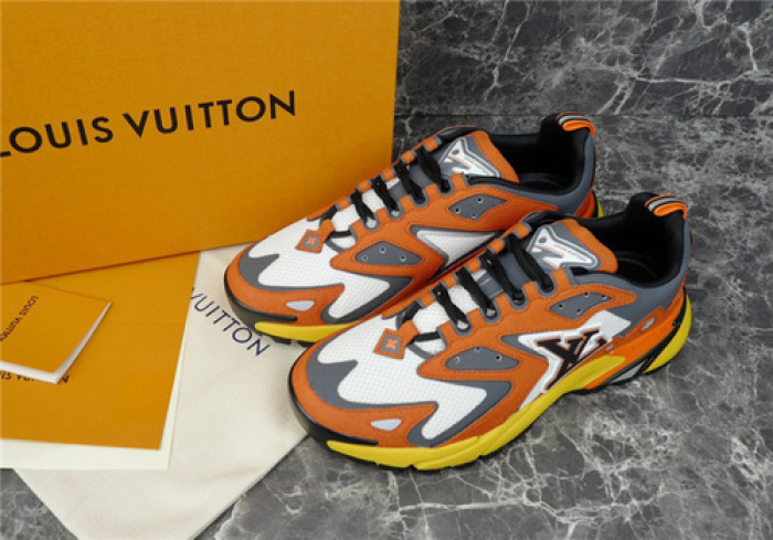 lovt sneaker