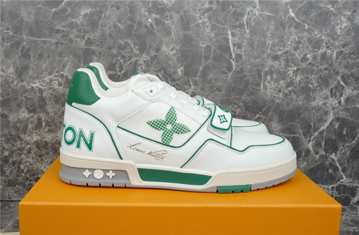 lovt sneaker