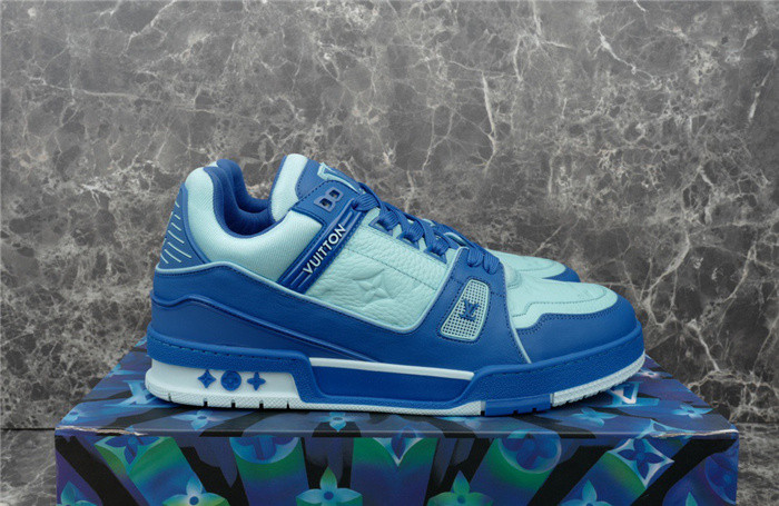 lovt sneaker