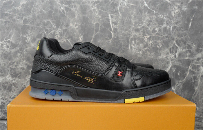 lovt sneaker