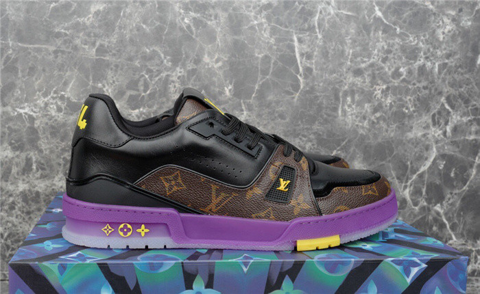 lovt sneaker
