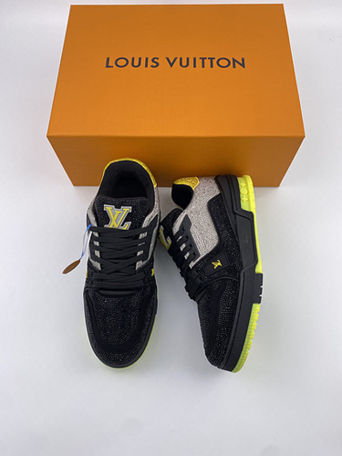 lovt sneaker