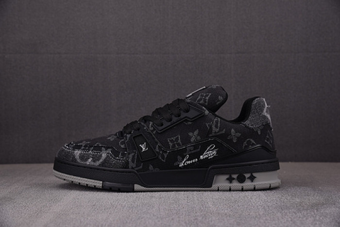 lovt sneaker