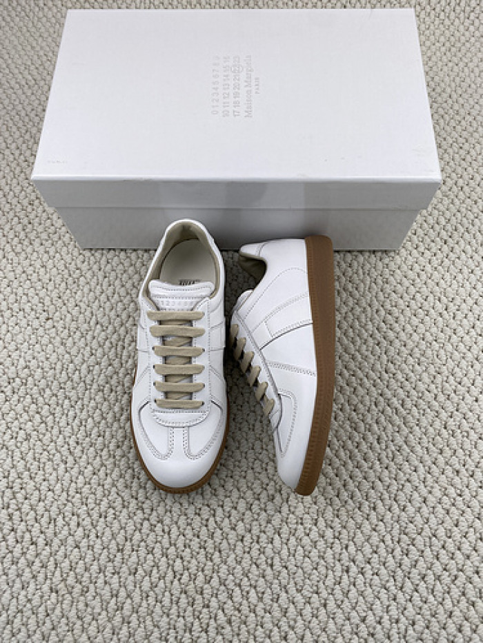 ma*s*n Ma*i*la shoes
