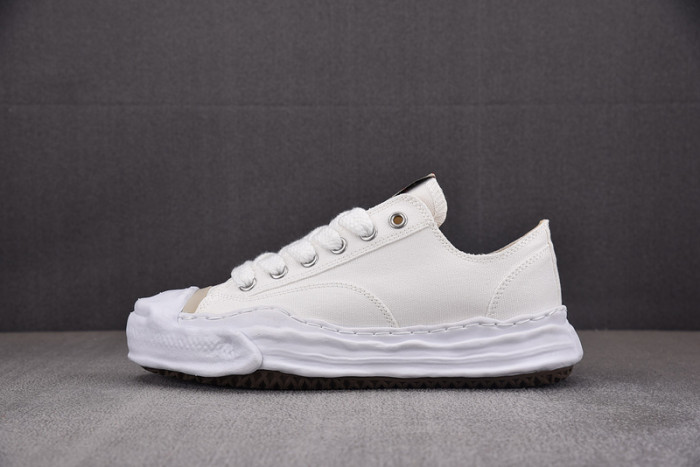 Ma*s*n mihara yasuhiro sneaker