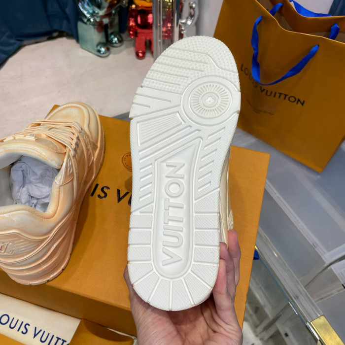 lovt sneaker