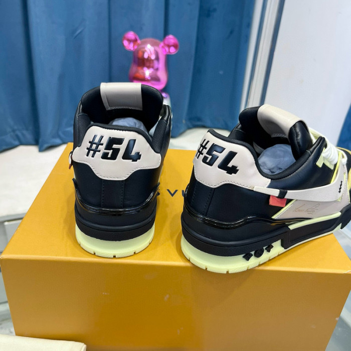 lovt sneaker