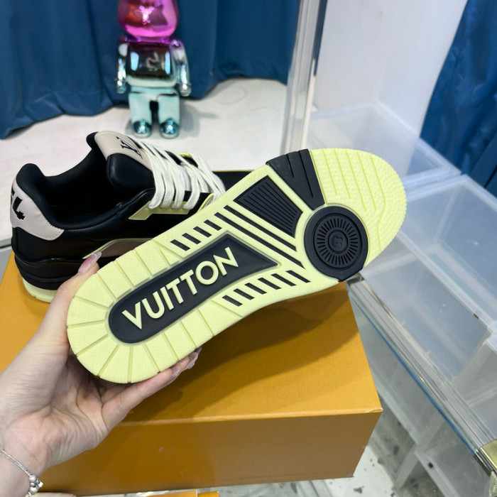 lovt sneaker
