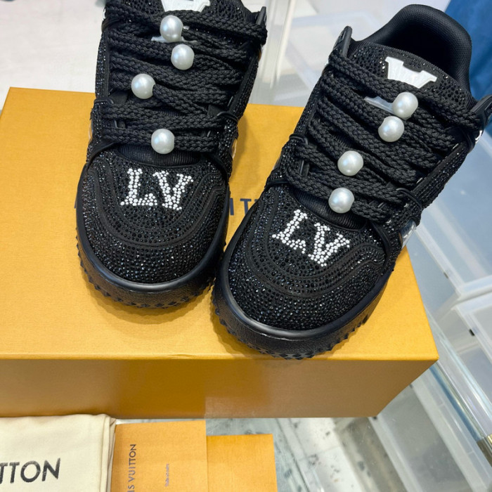 lovt sneaker