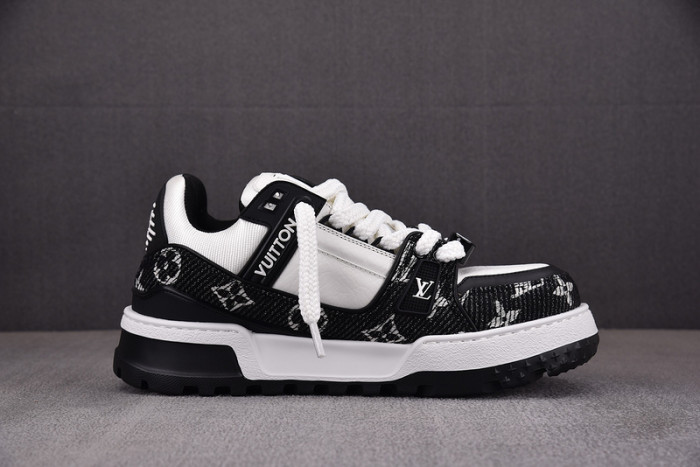 lovt sneaker