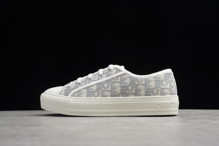 dr b23 homme kaws h903p170