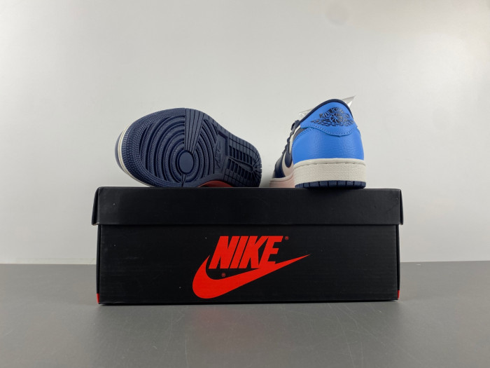AIR JORDAN 1 RETRO LOW OG 