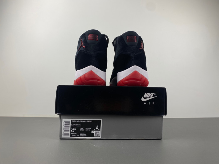 AIR JORDAN 11 RETRO 