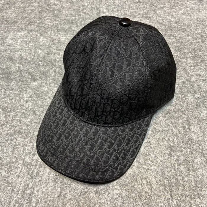 d1or hats