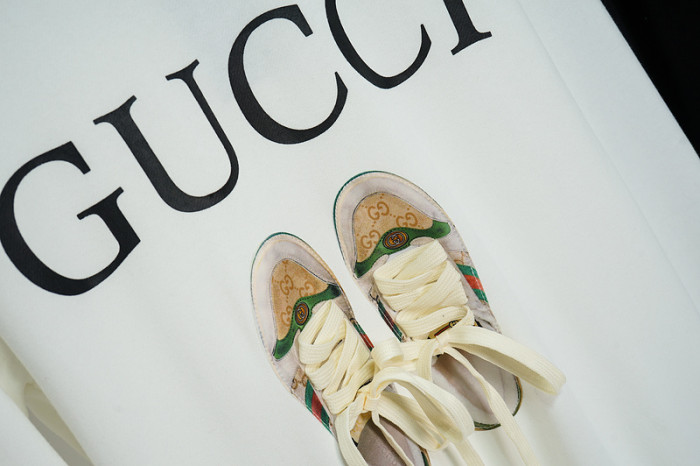 guc hoodie