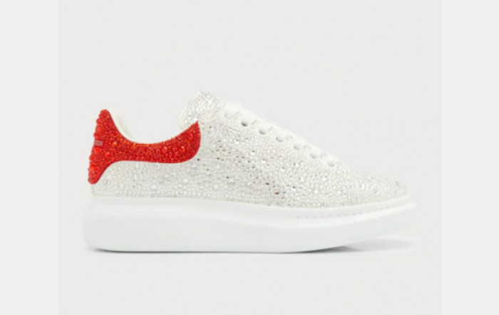 alex mcqu sneakers